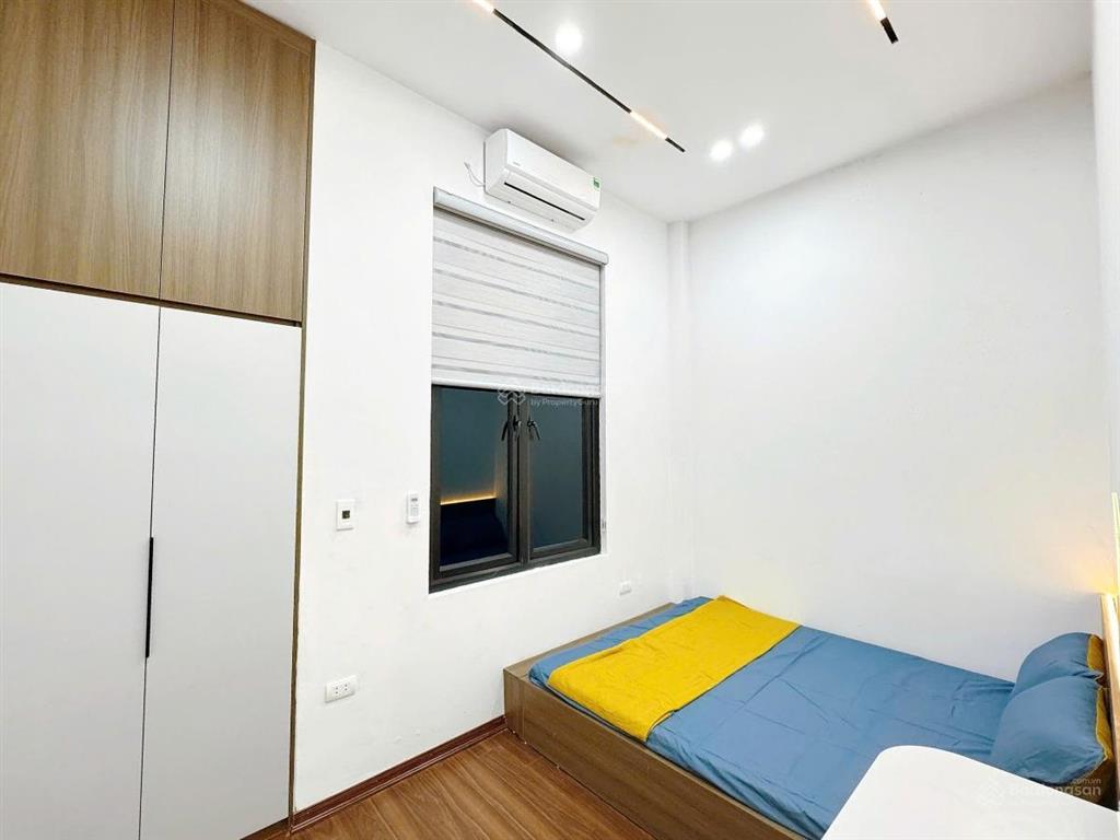 Gấp lắm rồi! chủ thiện chí bán nhà vũ tông phan, 20m ra ô tô, ngõ ba gác tránh, hai thoáng, dân xây