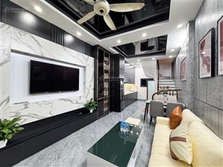 Nhà khương đình,ngõ thông, 3 gác đỗ cửa, 10m ra ô tô tránh, 2 thoáng ở ngay, hàng xóm vin cao xà lá