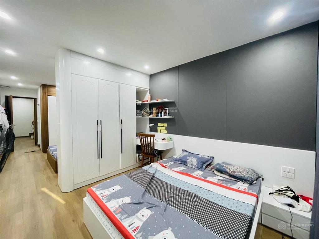 Bán nhà bùi xương trạch, ngõ thông, lô góc, 20m ra phố, lô góc hai thoáng, nhà đẹp dân xây