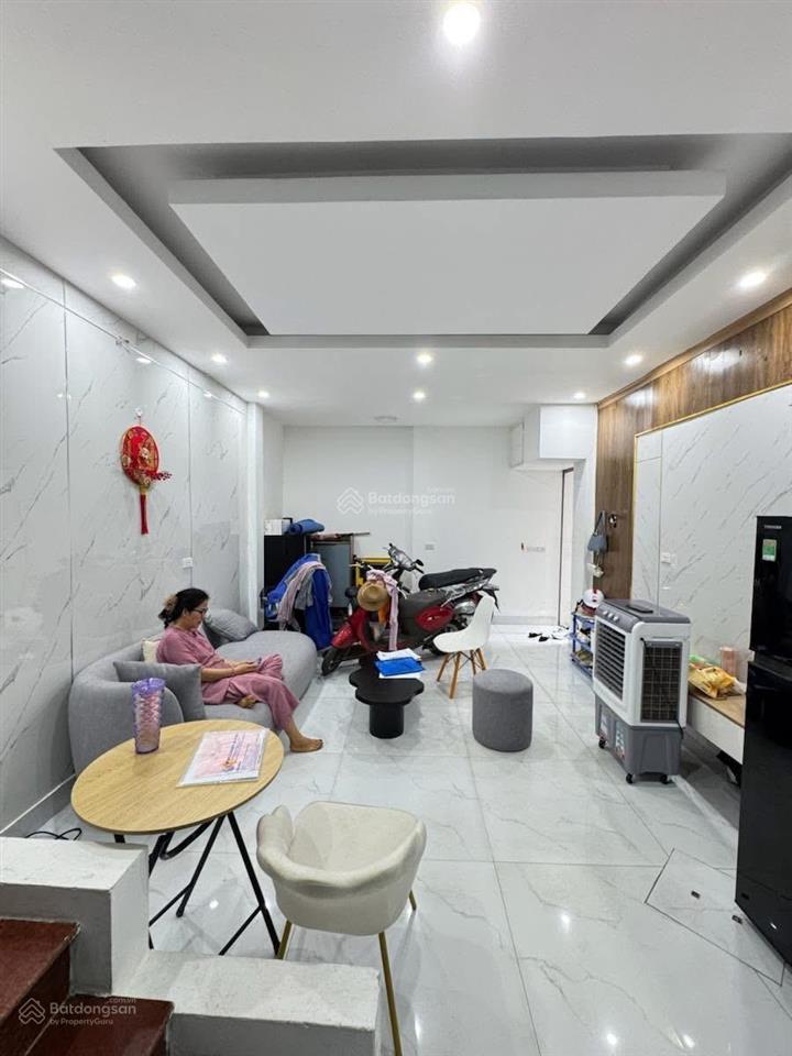 Bán gấp nhà nguyễn lân, 20m ra phố, ngõ ô tô tránh, 41m2x5t, hai thoáng trước sau, ko qh