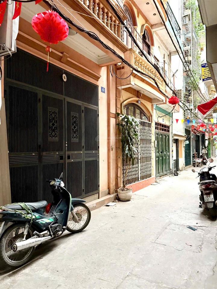 Phố lê trọng tấn, ô tô đỗ cửa,20m ra phố, sân xe riêng, lô góc 2 mặt ngõ, nhà mới ở ngay