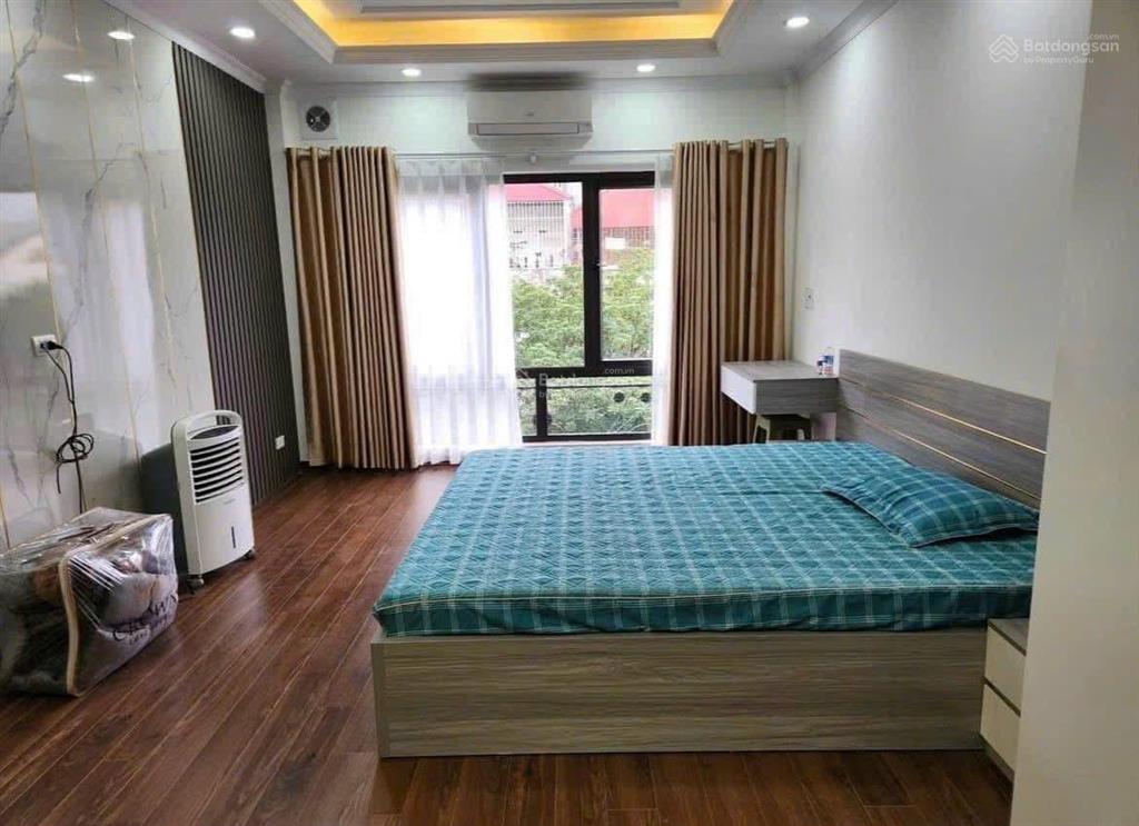 Phố lê trọng tấn, ô tô đỗ cửa,20m ra phố, sân xe riêng, lô góc 2 mặt ngõ, nhà mới ở ngay