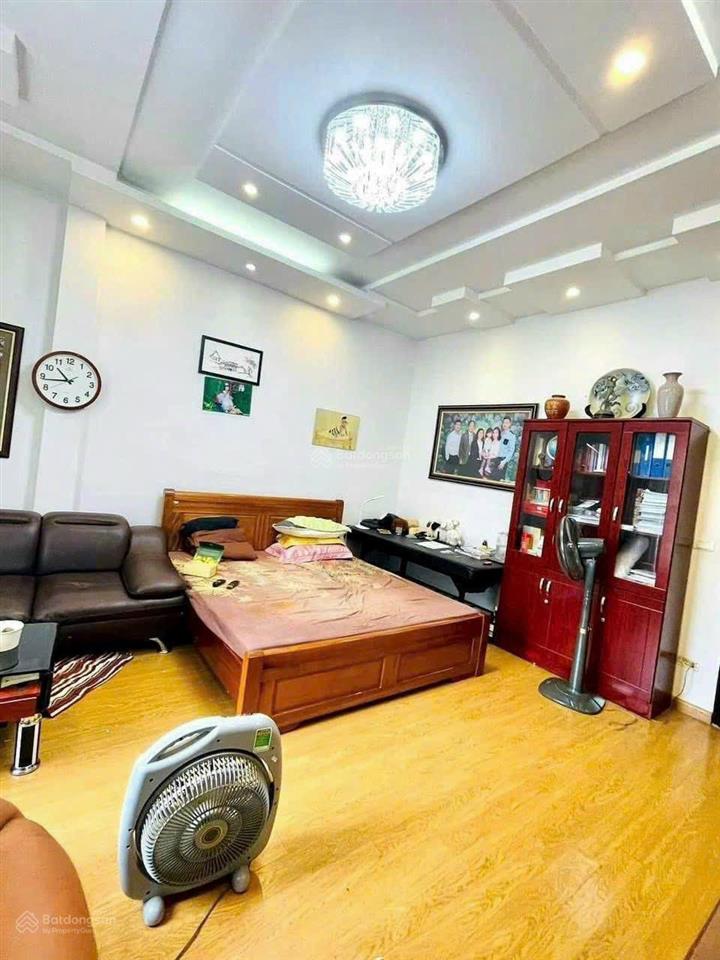 Bán gấp nhà nguyễn viết xuân, ô tô đỗ cổng, 30m ra phố, dân xây kiên cố, sđcc, ko qh