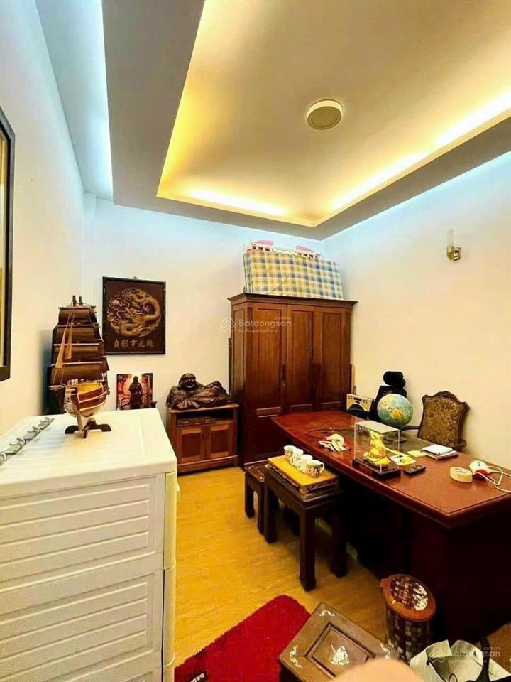 Bán gấp nhà nguyễn viết xuân, ô tô đỗ cổng, 30m ra phố, dân xây kiên cố, sđcc, ko qh