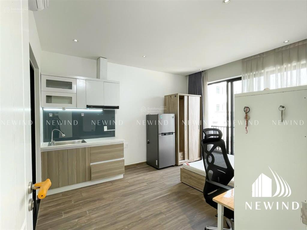 Studio ban công ngay đường số, đầy đủ tiện nghi, full nội thất, giá chỉ 7triệu còn deal, ở là mê