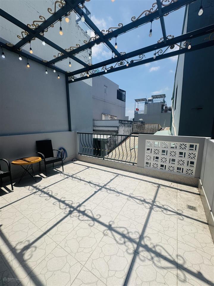 Hậu giang  mai xuân thưởng  4 tầng  50m2  giá 6tỷ6 tl
