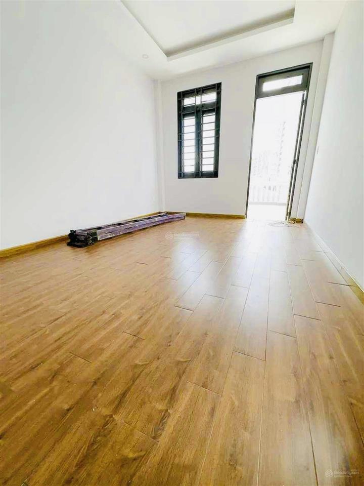 Mặt tiền 5 tầng kinh doanh đỉnh  lý chiêu hoàng q6  có lề 3m tiện buôn bán  giá 13 tỷ tl