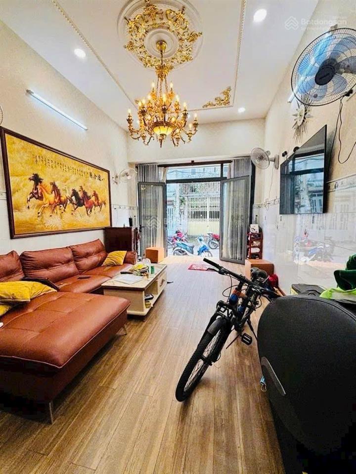 Nhà đẹp 5 tầng xịn  6pn  gần khu tên lửa  52m2  đường trước nhà 7m  giá nhỉnh 5t tl