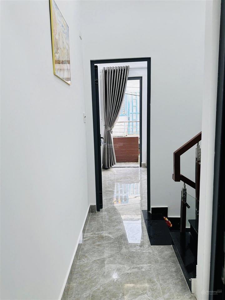 Nhà đẹp đường số 14 lê văn quới  sát mặt tiền  40m2  giá vừa nhỉnh 4t tl
