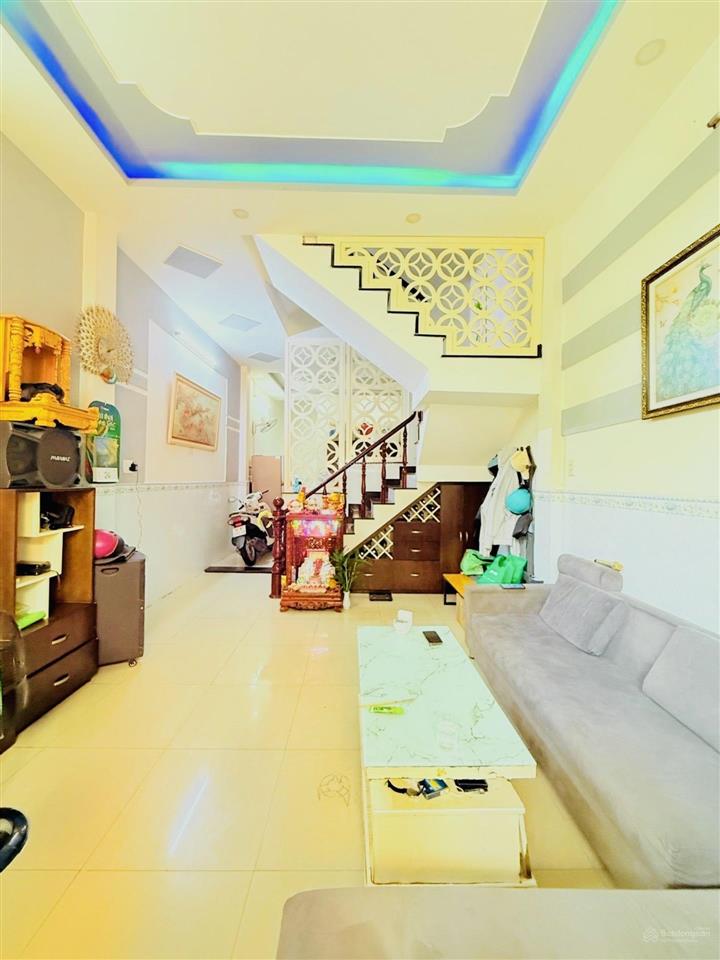 Trương đình hội q8  giáp quận 6  4 tầng  4pn  ko lộ giới  giá 5t2 tl