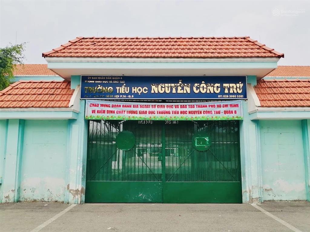 Trương đình hội q8  giáp quận 6  4 tầng  4pn  ko lộ giới  giá 5t2 tl