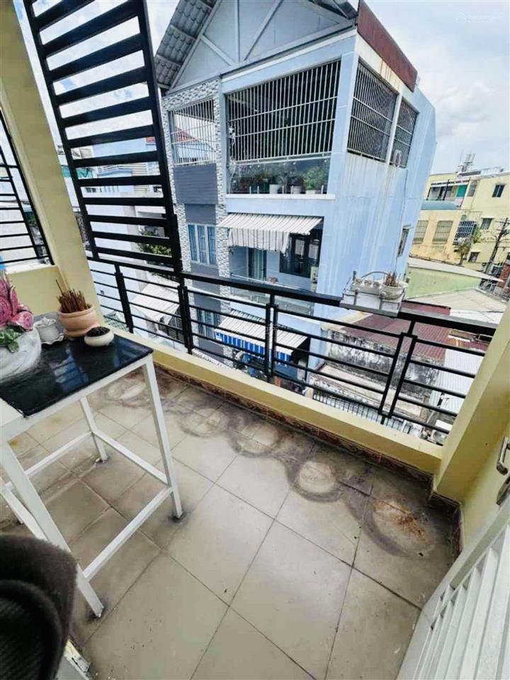 Đường 762 hồng bàng  42m2  4 tầng  5pn  giá 5t590 tl ( giá cũ 6t )