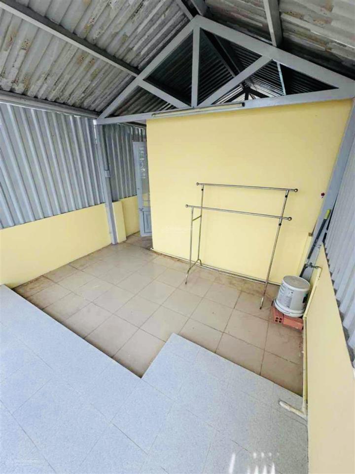 Đường 762 hồng bàng  42m2  4 tầng  5pn  giá 5t590 tl ( giá cũ 6t )