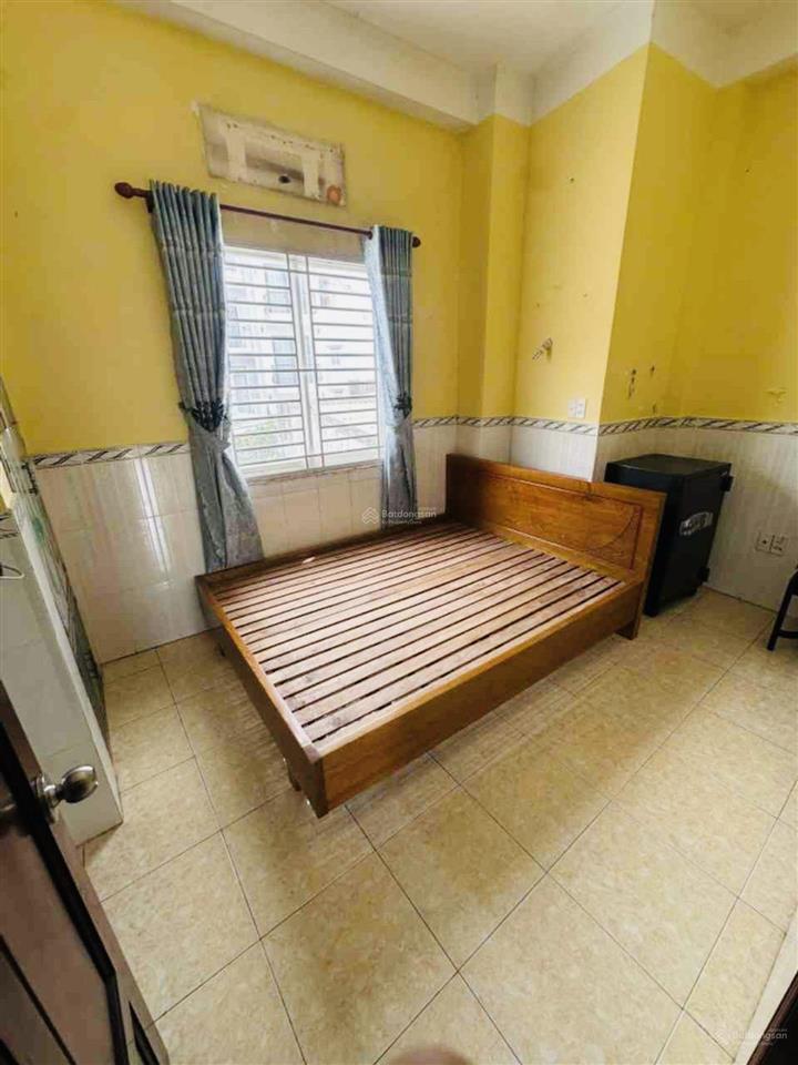Đường 762 hồng bàng  42m2  4 tầng  5pn  giá 5t590 tl ( giá cũ 6t )