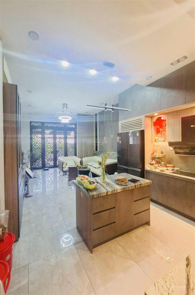 Biệt thự an dương vương  giáp quận 6  giá mới 13tỷ7 tl (giá cũ 15tỷ5)