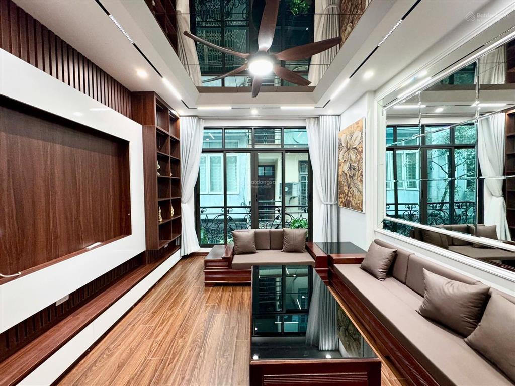 Hiếm! phân lô hoàng văn thái  50m2  6 tầng  thang máy  gara ô tô 2 thoáng  sổ hoa hậu