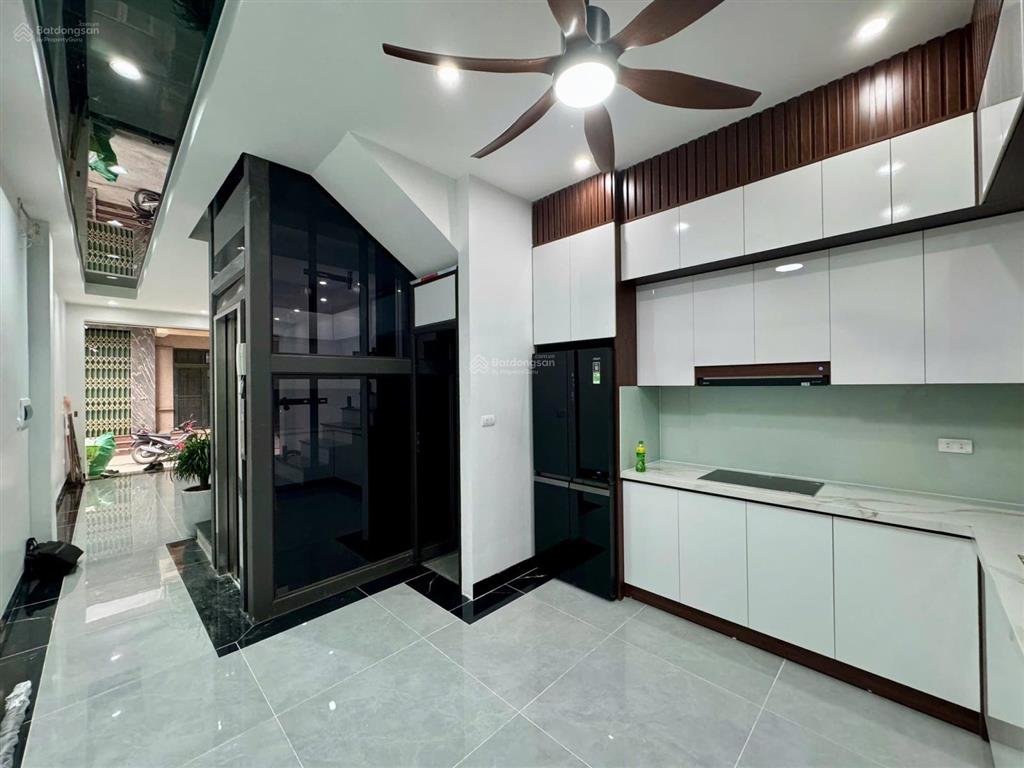 Hiếm! phân lô hoàng văn thái  50m2  6 tầng  thang máy  gara ô tô 2 thoáng  sổ hoa hậu