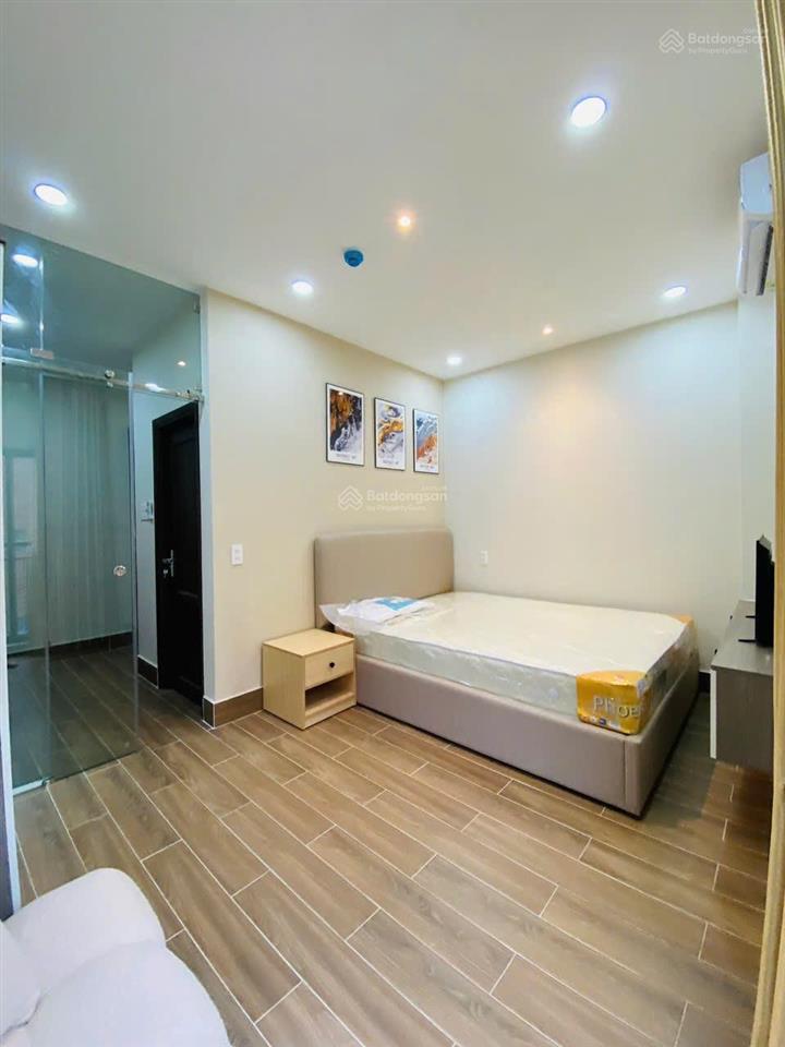 Phòng 45m2 ban công full nội thất ngay trần bình trọng gần chợ bà chiểu, quận 1, quận 3