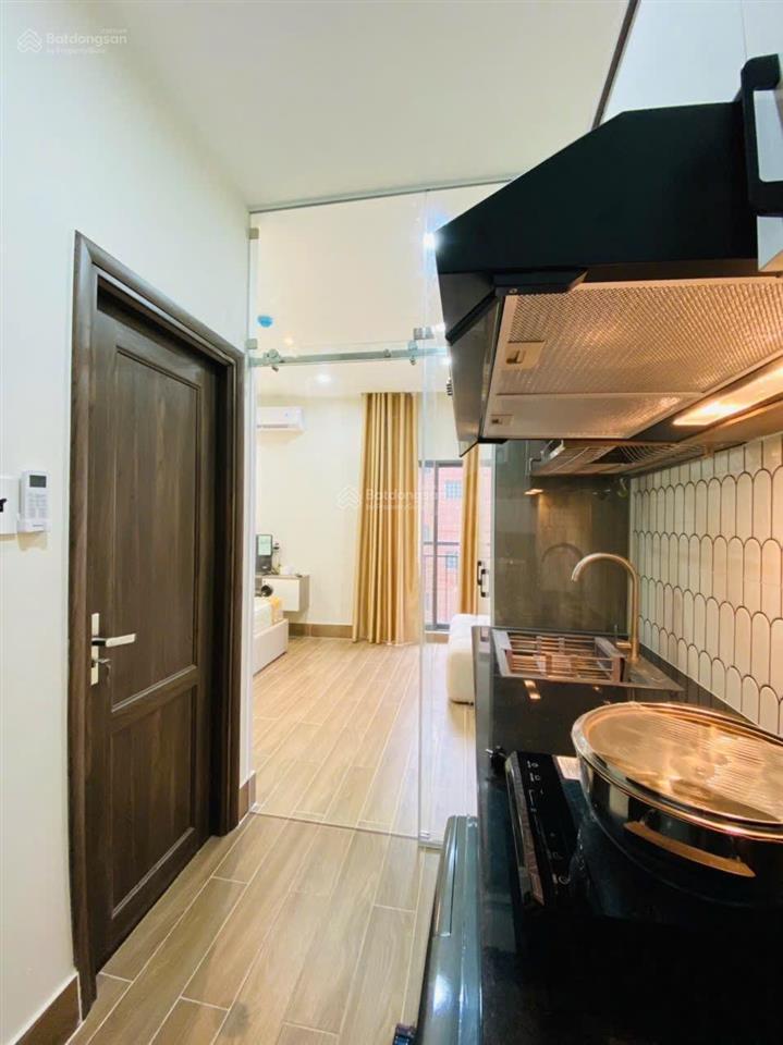 Phòng 45m2 ban công full nội thất ngay trần bình trọng gần chợ bà chiểu, quận 1, quận 3