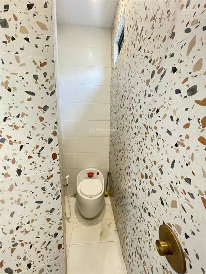 Phòng 35m2 ban công full nội thất ngay đường hoàng hoa thám gần chợ bà chiểu, quận 1, quận 3