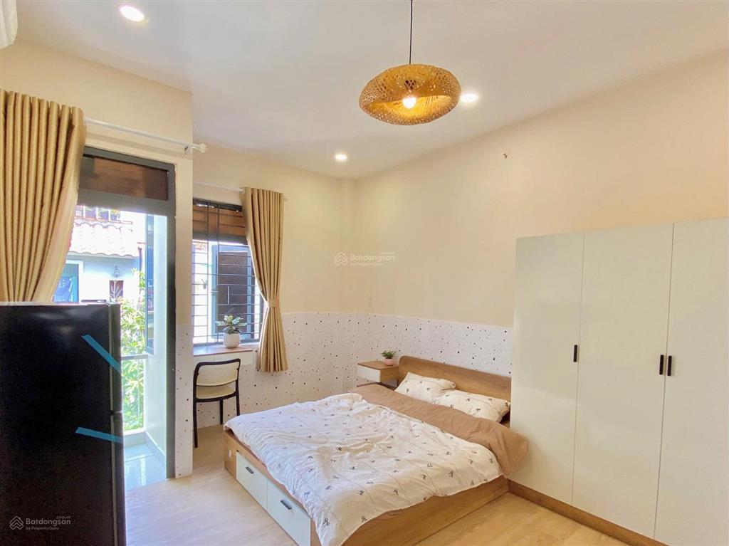 Phòng 40m2 ban công full nội thất ngay xô viết nghệ tĩnh gần hàng xanh, quận 1, quận 3