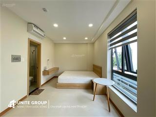 Phòng 35m2 6tr5 thang máy full nội thất ngay trần quý cáp gần quận 1, quận 3