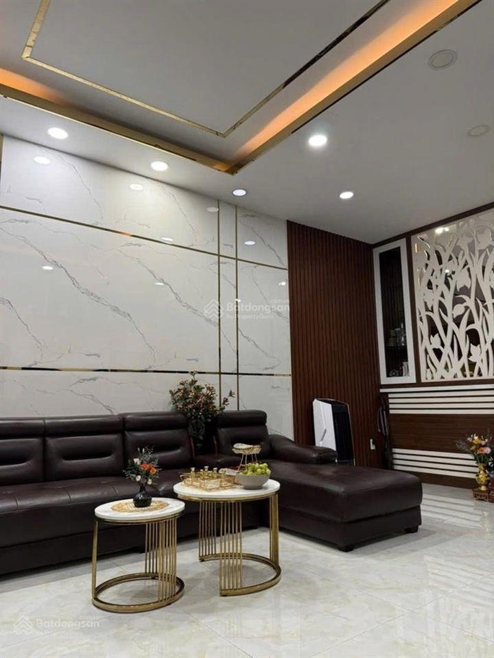 Giá sốc trong compound novaland golfpark 100m2 chỉ 7,5 tỷ