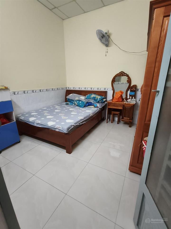 Nhà 3 tầng lê văn việt q9, 80m  ôtô ngủ trong nhà  chỉ 6,x tỷ