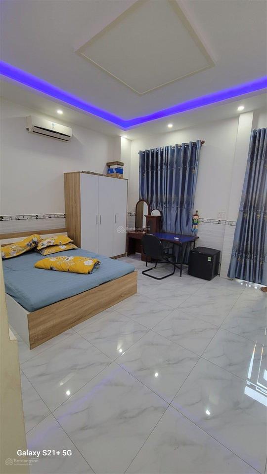 Bán nhà linh xuân, thủ đức  giáp phạm văn đồng. 4 tầng 100m2, hxh  chỉ 6,x tỷ