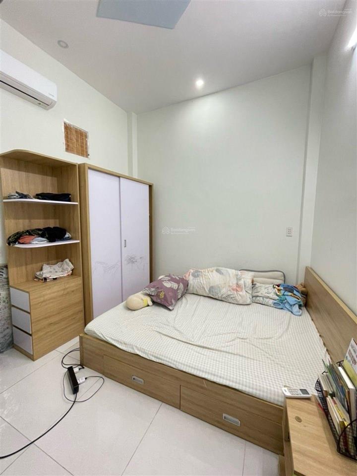 Nhà đẹp hiệp bình  kdc hồng long, gần vạn phúc city hxh 8m  3 tầng btct  100m2  chỉ 8,x tỷ