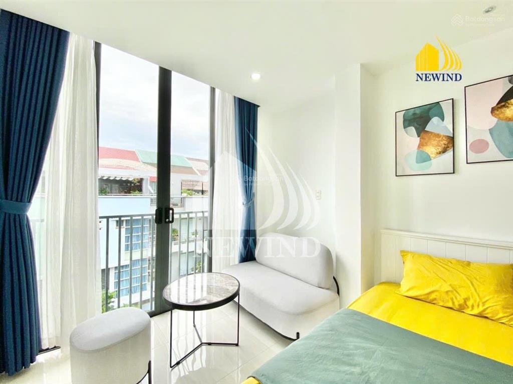 Studio bancon siêu xinh, gần phú mỹ hưng và các trường học quốc tế
