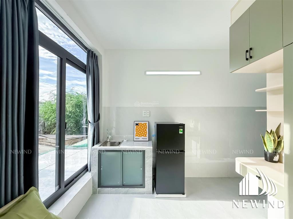 Studio bancon mới xây, giá hssv, gần đh ufm, kcx tân thuận và phú mỹ hưng