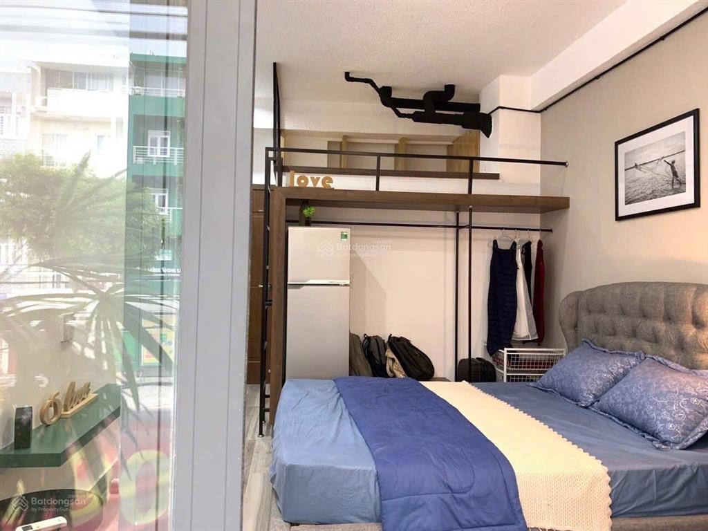 Studio ban công tách bếp, gần secc, vivo city, phú mỹ hưng, các trường quốc tế