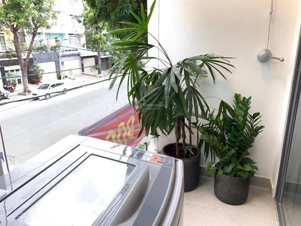 Studio ban công tách bếp, gần secc, vivo city, phú mỹ hưng, các trường quốc tế