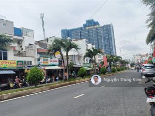 Bán nhà quận 7  villa phú thuận, 3 tầng mới hiện đại, ngang lớn 7m, giá chỉ 70tr/m2