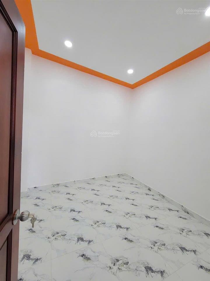 Cần bán gấp nhà 1 trệt+ 1 lầu giá 800 triệu