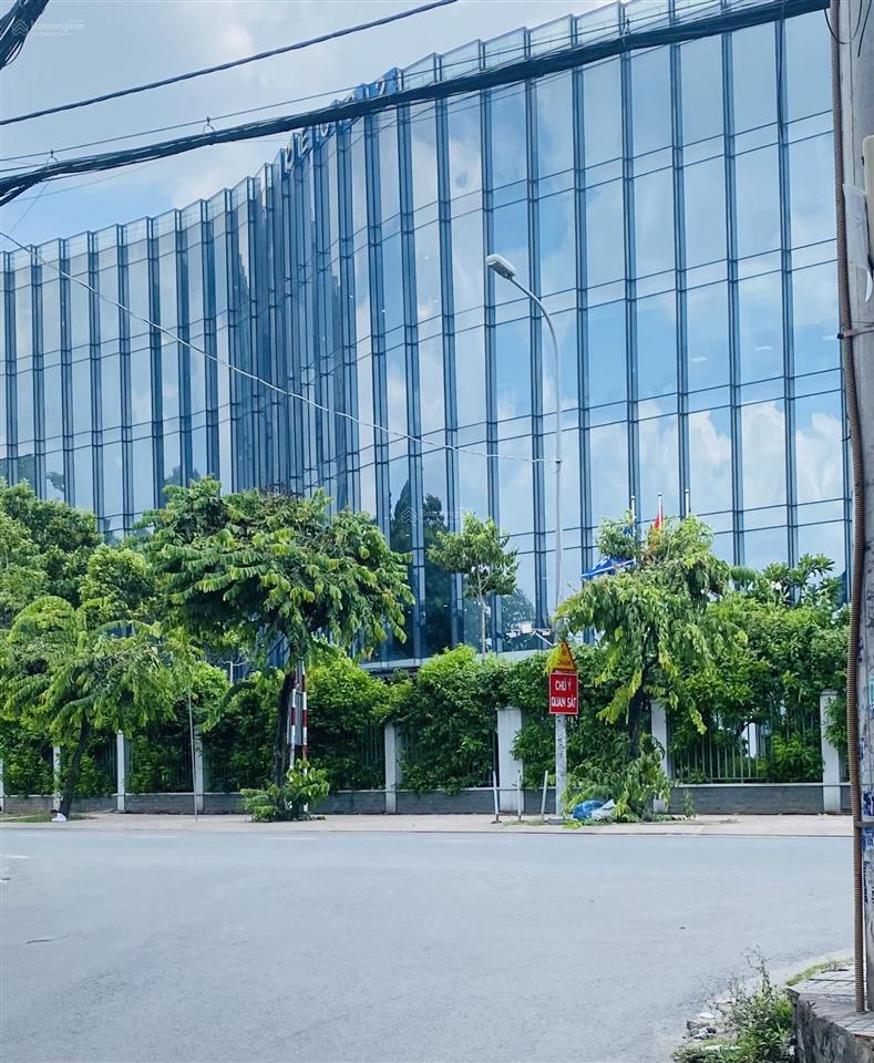 Lô đất cách 1 căn ra mặt tiền xe hơi đỗ cửa gần metro bình thái  55m2 5.8 tỷ.