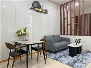 Bán ot sunrise city north có sổ hồng giá 3,9 tỷ, ban công hướng nam mát mẻ