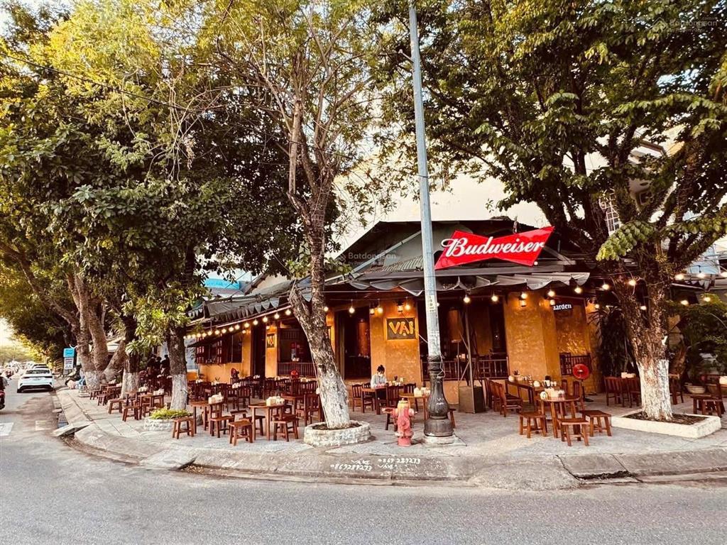 Lô góc 250m. 3 mặt tiền. đường chương dương. ngang 22m. trực diện sông hàn. ngắm pháo hoa.