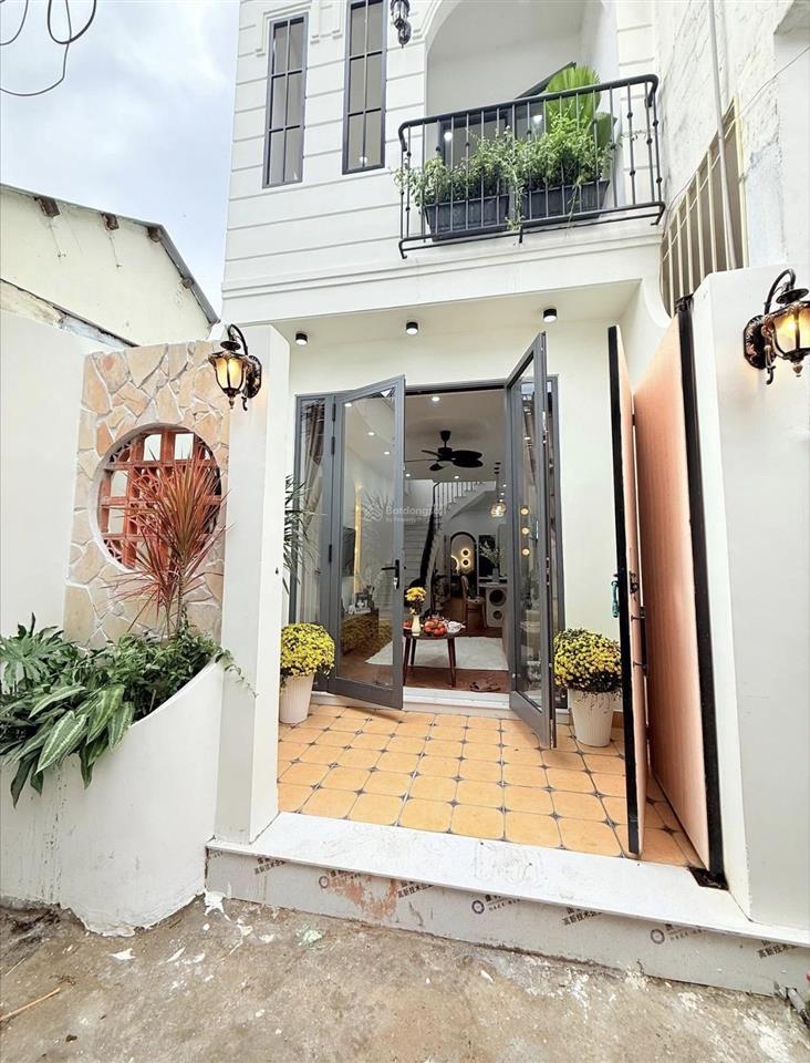 Cần bán nhà nơ trang long, q. bình thạnh. dt 55m2, 2 tỷ 850, 1t1l, chính chủ, hẻm xe hơi