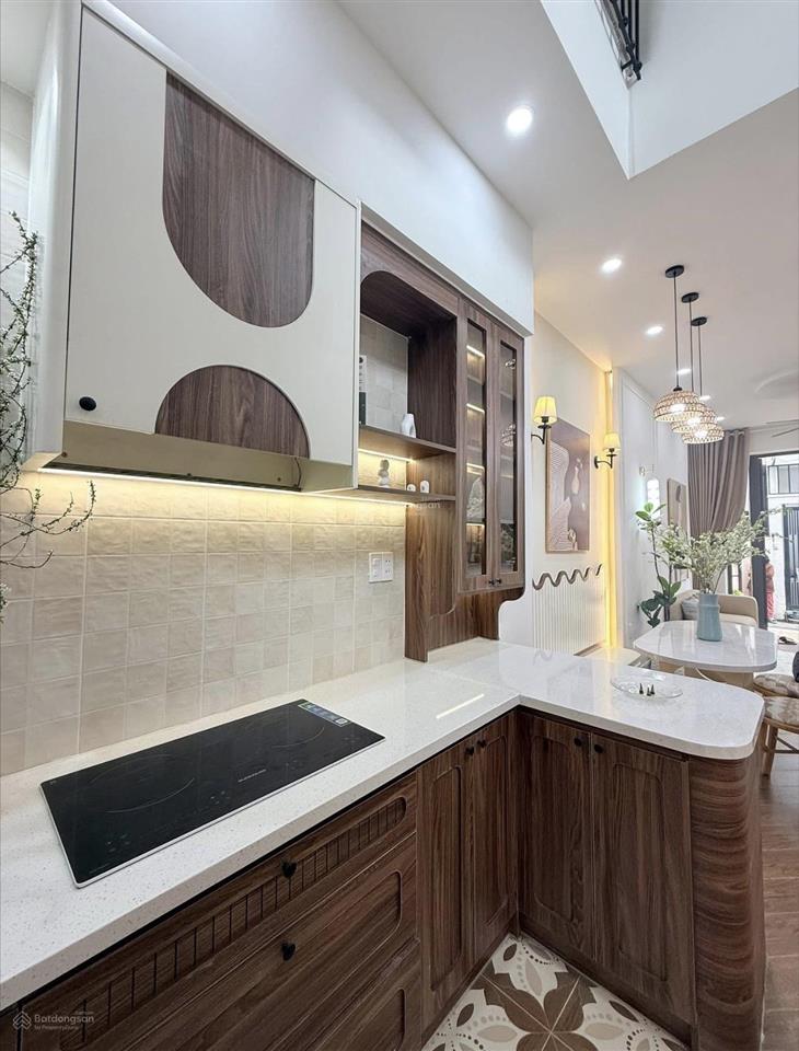 Cần bán nhà nơ trang long, q. bình thạnh. dt 55m2, 2 tỷ 850, 1t1l, chính chủ, hẻm xe hơi