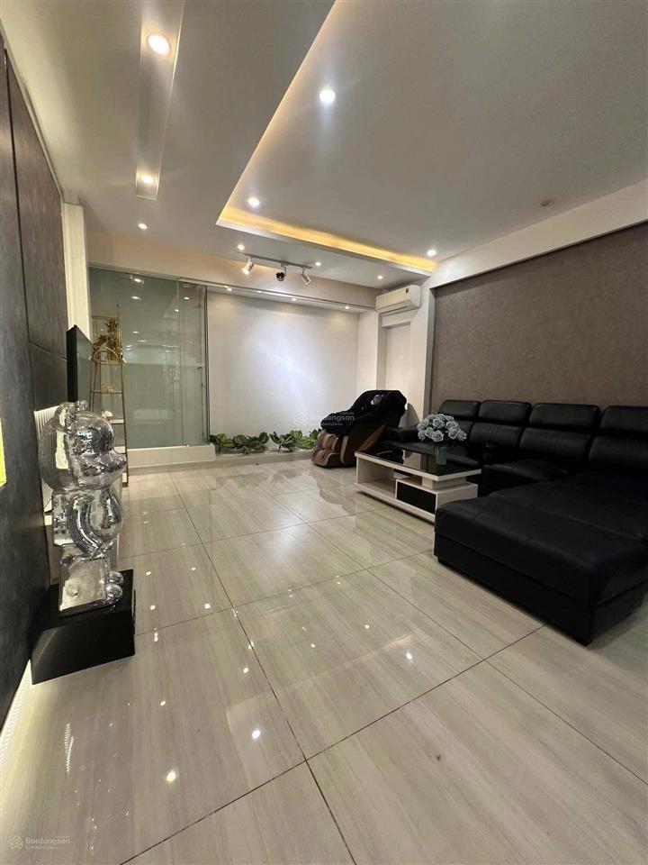 Nhà đẹp tại nguyễn xí, q.bình thạnh, giá 4tỷ9, dt 67m2, 3pn, 3wc, 1t1l