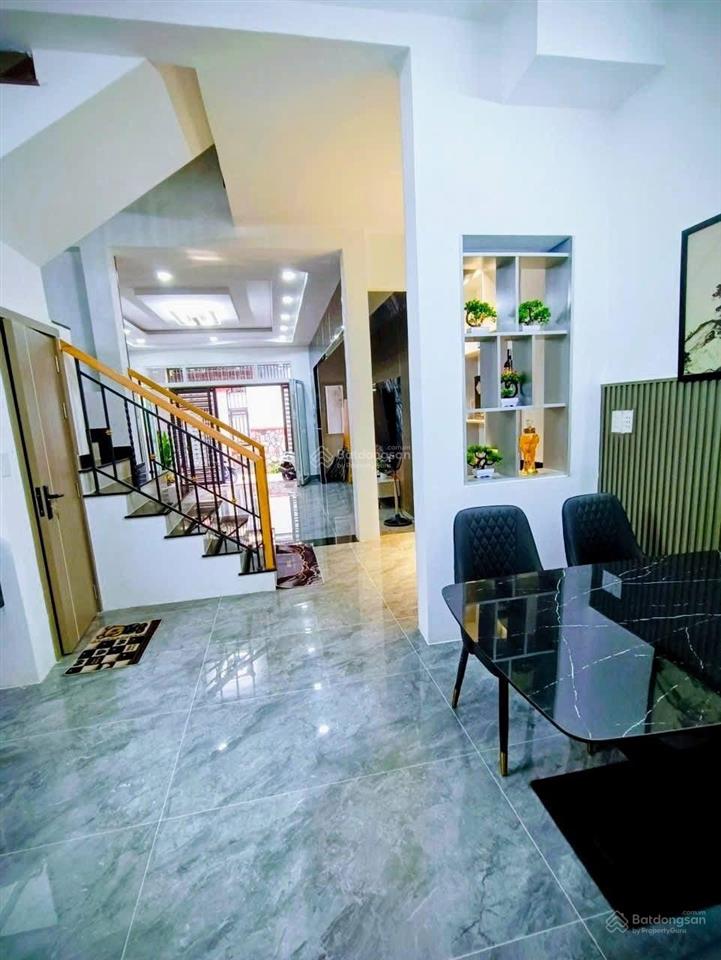 Gấp nhà xô viết nghệ tĩnh, p25, bình thạnh, 65m2, 3 tỷ 2, shr