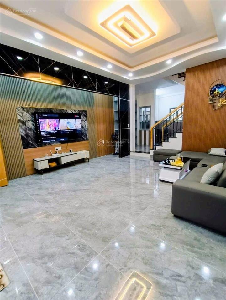 Gấp nhà xô viết nghệ tĩnh, p25, bình thạnh, 65m2, 3 tỷ 2, shr