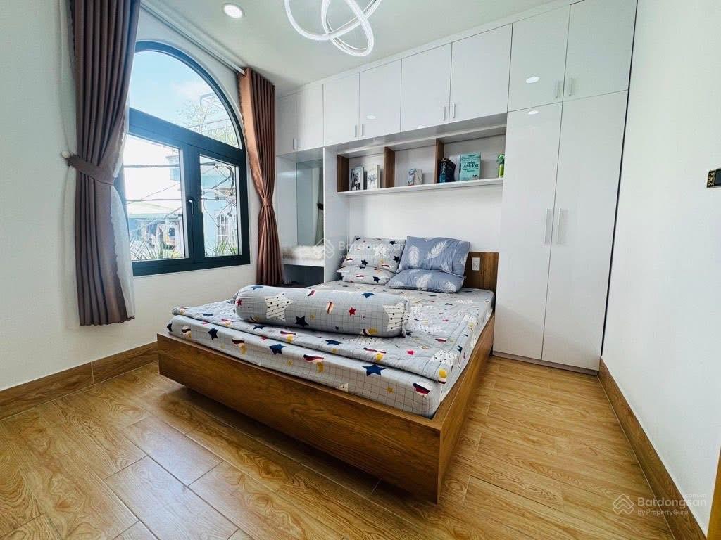 Gấp nhà đặng thùy trâm, p13, bình thạnh. 62m2, 2 tỷ 8 hẻm oto