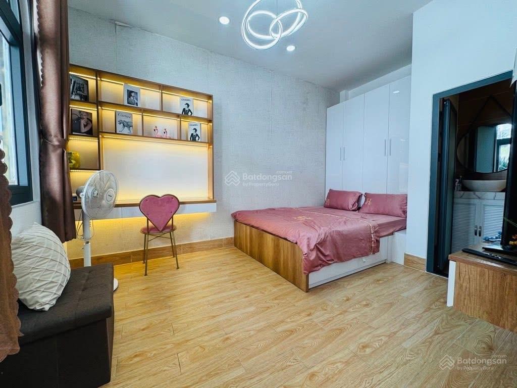 Gấp nhà đặng thùy trâm, p13, bình thạnh. 62m2, 2 tỷ 8 hẻm oto