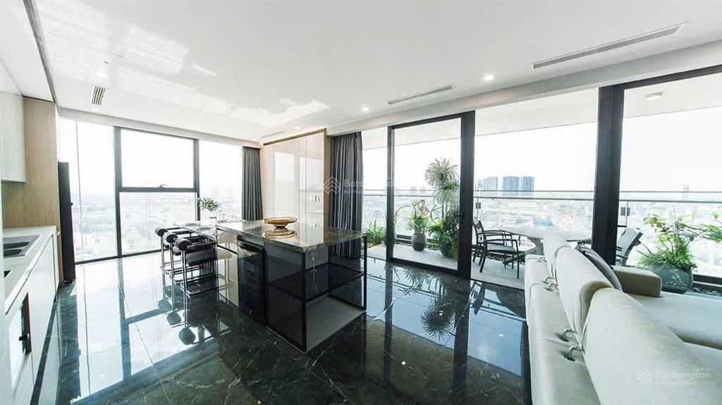 Căn góc 160m2 tầng trung siêu đẹp, hướng mát, nội thất cao cấp full giá 20,8 tỷ net.  0987 938 ***