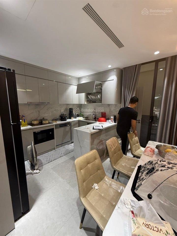 Bán nhà an dương vương 6 tầng thang máy, ô tô tránh trước nhà 60m2 mt 5m chỉ 14,8 tỷ 0948 031 ***