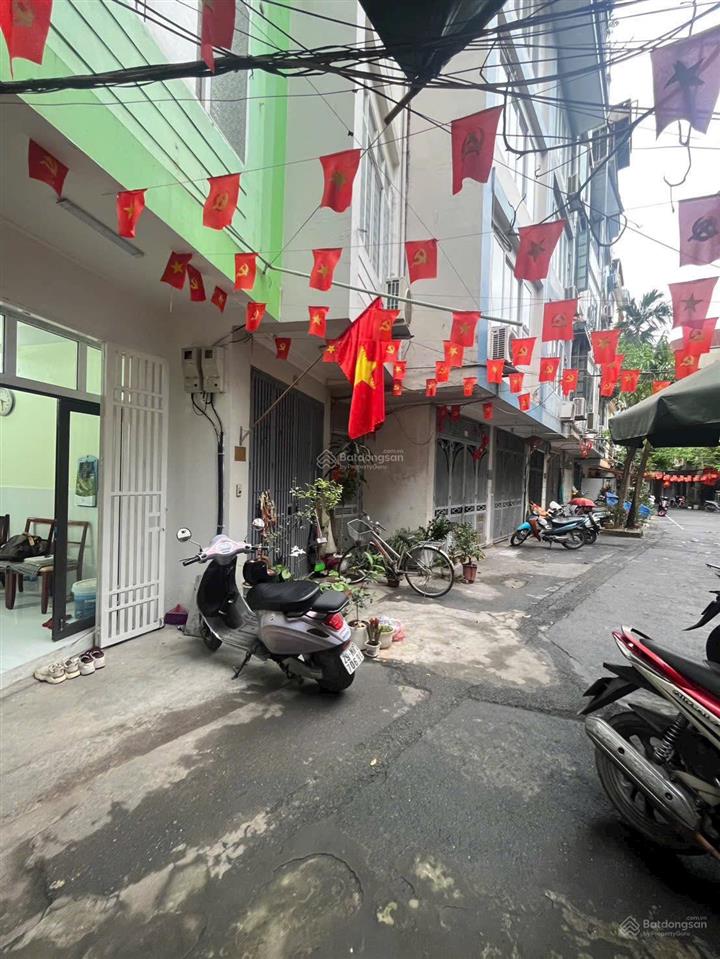 Bán nhà 2 tầng ngõ 1 võ chí công 40m2, cách ô tô 20m, nở hậu, không quy hoạch chỉ 7 tỷ 0948 031 ***