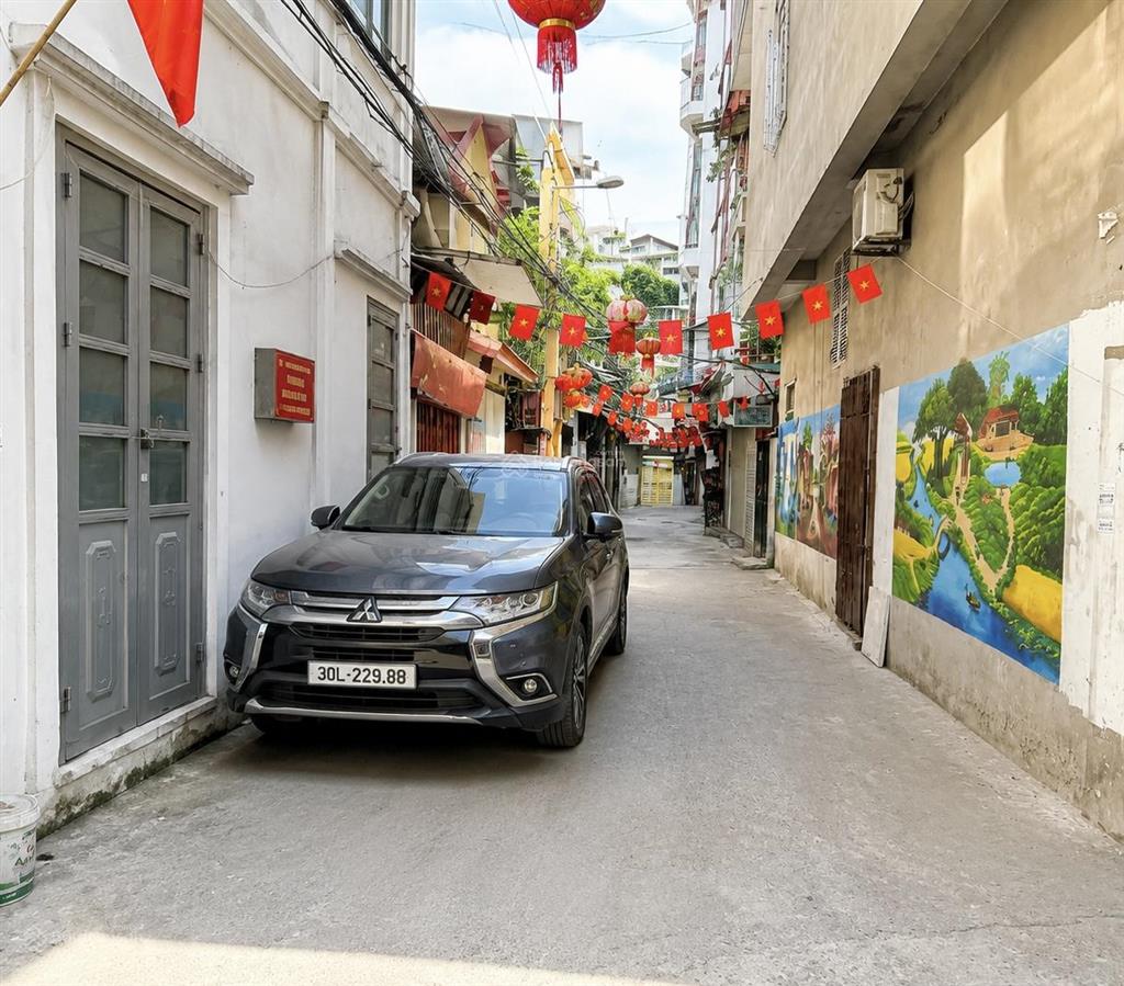 Bán nhà cấp 4 xuân la, 48 m2 mt 6 m, lô góc, ngõ thông, ô tô nhỏ chỉ 8.x tỷ, 0948 031 ***